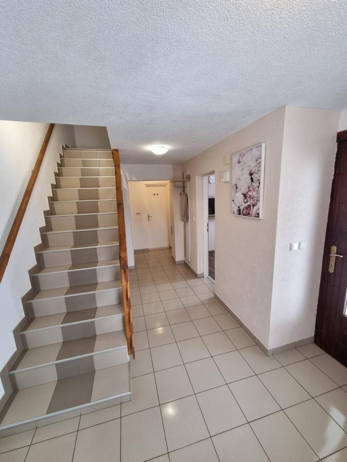Apartments Luka Раковица Екстериор снимка